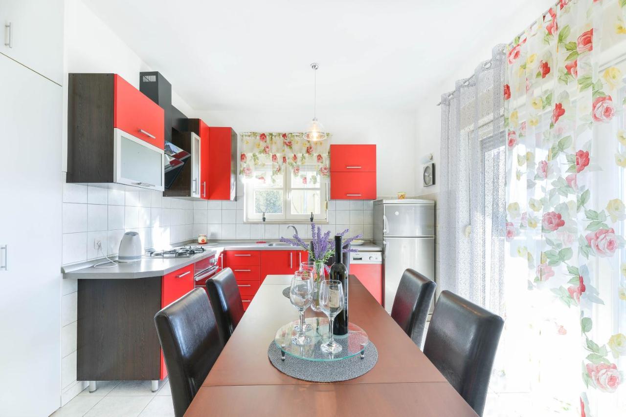 Villa Niko With Private Swimming Pool زادار المظهر الخارجي الصورة